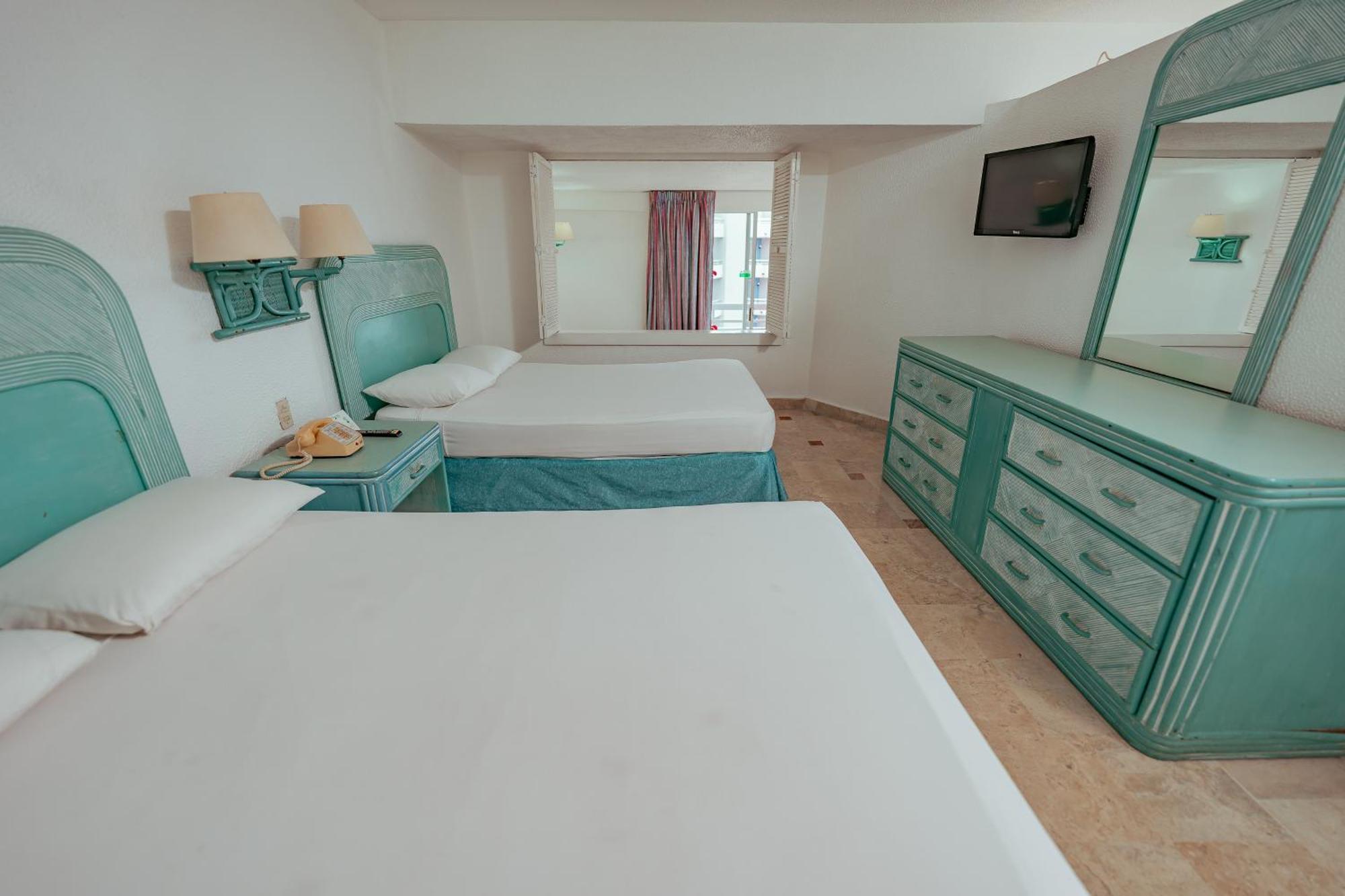Hotel Playa Suites Акапулко Екстериор снимка